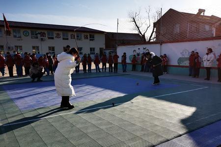 冰尜的意思