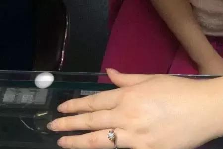 活口的黄金戒指怎么扩圈