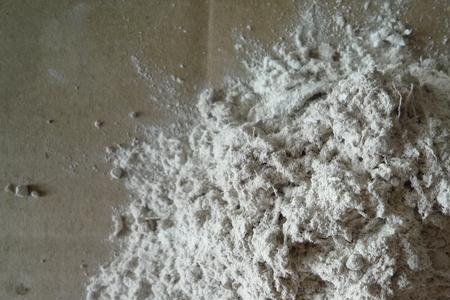 塑料是石棉做的吗