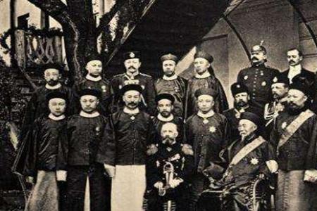 世袭王朝什么意思