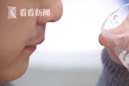 嗜酒成癖什么意思