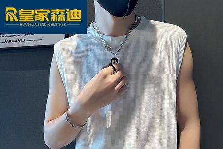 男士白色衬衣太透背心怎么搭配