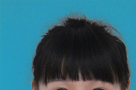 儿童女童蓝底证件照什么发型