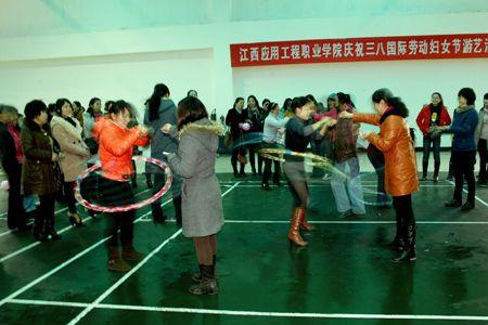 江西应用工程职业学院男女比例