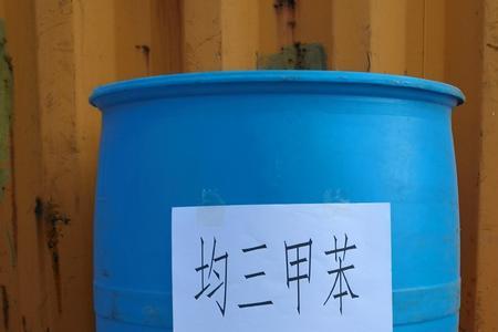 甲苯溶于甲醇吗