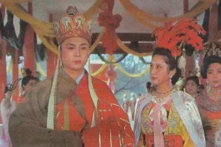 女儿国唐僧喝水什么寓意