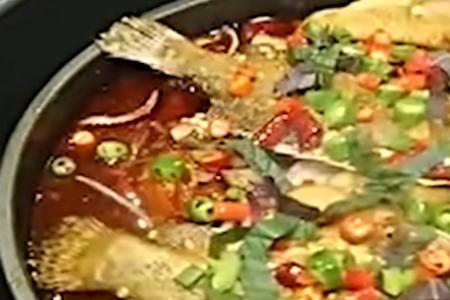 为什么有点臭的鱼好吃