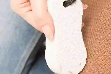 袜子总是顶脚趾头挤脚怎么办