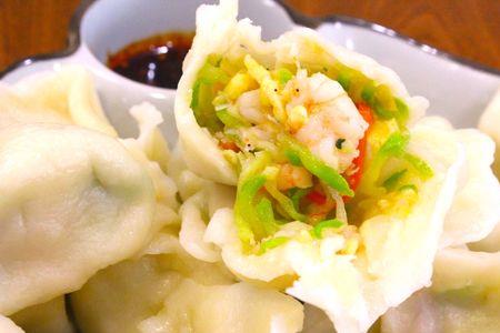酸菜素馅葫芦饺子的做法