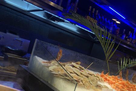 武汉四海一家自助餐还在营业吗