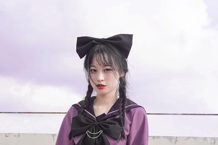 中间服是什么