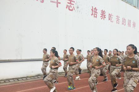 初中军训如何藏手机