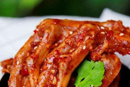 绝味的麻辣鸭脚是怎么做的