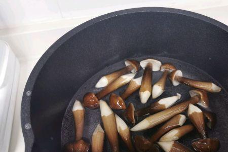 鸡枞菌洗了可以隔夜吗