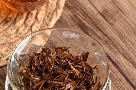 煮奶茶用金骏眉还是正山小种