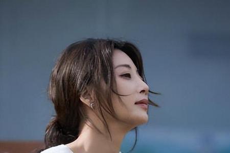 殷桃中餐厅人世间是哪一期