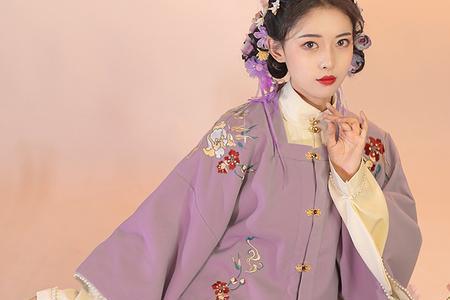 云肩明制立领对襟长衫汉服穿法