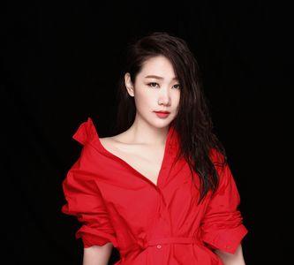 类似孙露的翻唱歌手还有谁