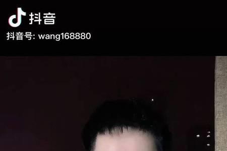 女孩故意晚回消息或者不回消息