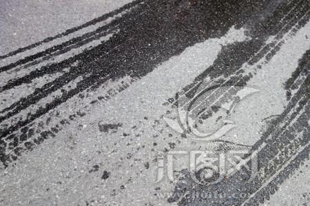 水泥地面冒水的解决方法