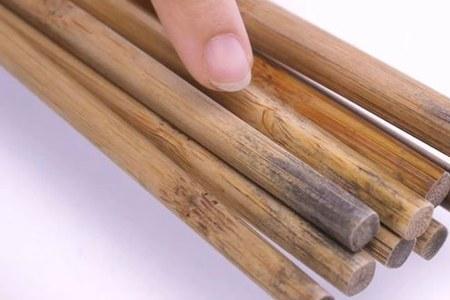 舍不得放筷子的四字成语