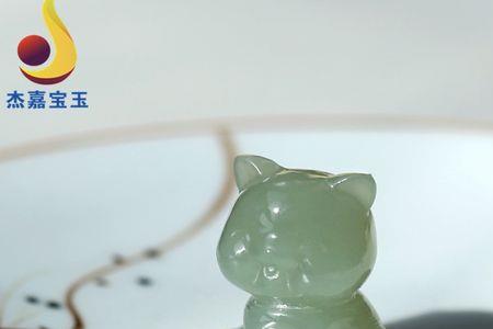 玉上面有猫的图案是什么意思