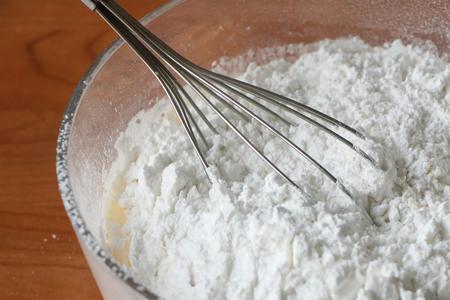 糯米粉一年了还能吃吗