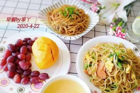 吃米饭奶多还是面条奶多