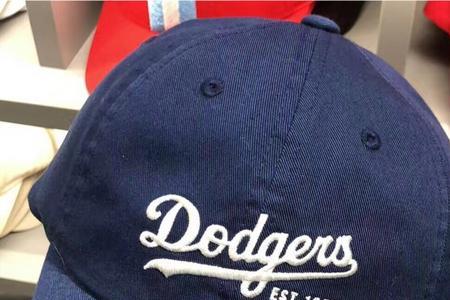 mlb帽子藏青色和蓝色哪个好看