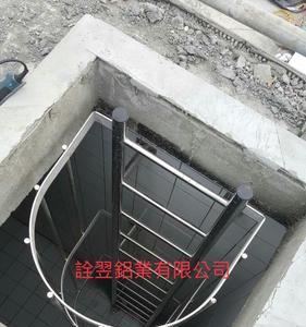 不锈钢爬梯预埋规范