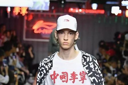 李宁买不起是什么梗