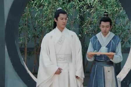 九流霸主龙傲天身份暴露