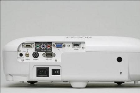 爱普生tw5400投影距离和幕布大小