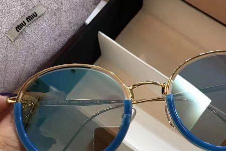 一副眼镜450贵吗