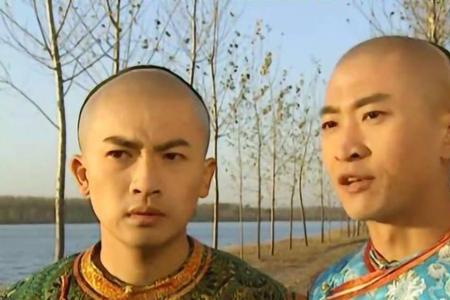 尔康和五阿哥历史地位