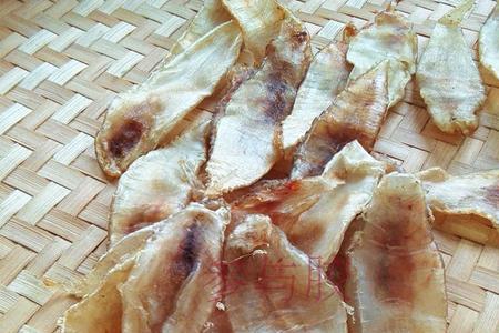干鳘鱼鳔的做法
