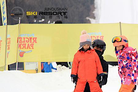 小孩学会滑雪怎么样夸奖