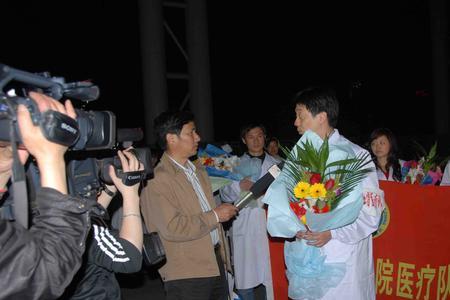 晓晨之时凯旋归来的诗句
