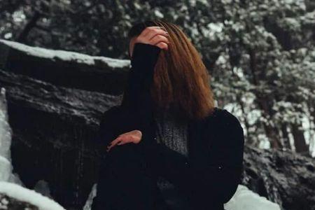 爱上一个人撕心裂肺的歌