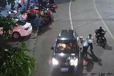 车停路边被酒驾撞了逃逸怎么办