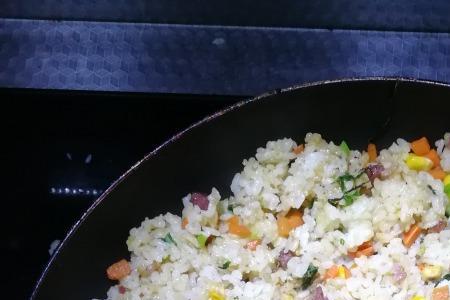 牛血炒饭的做法