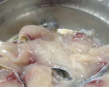 浆鱼片要不要放料酒