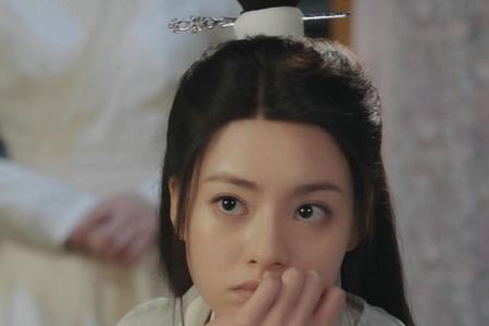 玉昭令端木翠小时候为什么被埋