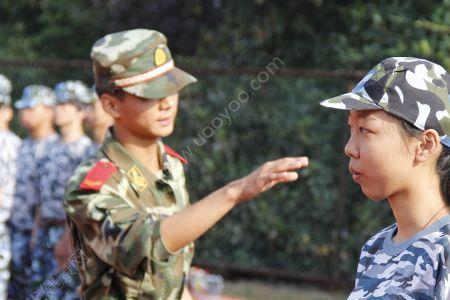 上高中军训头发要剪成什么样子
