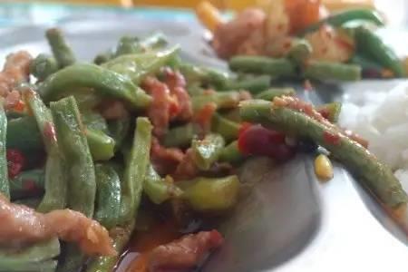 攀枝花学院食堂的评价