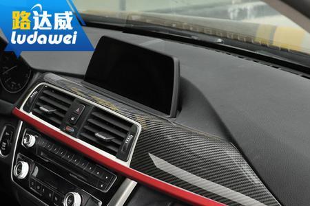 宝马车门防撞垫装哪里