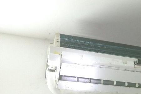 格力空调内机漏水