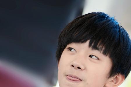 易烊千玺13岁多高