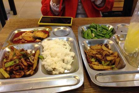 20个人吃饭食堂要买多少菜