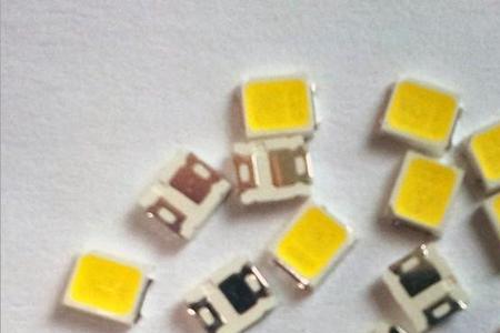 led三光的白光不亮了